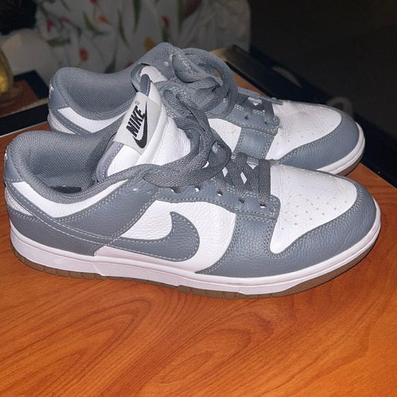 grey nike dunks - Picture 1 of 1